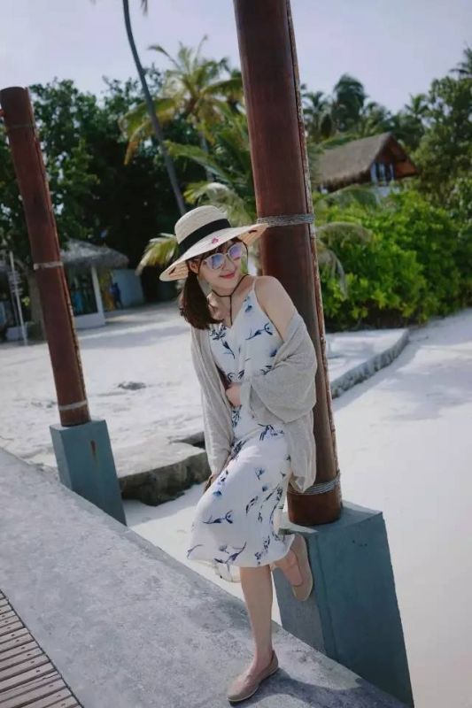 把旅行玩成时装周,看人家母女是怎么穿的!